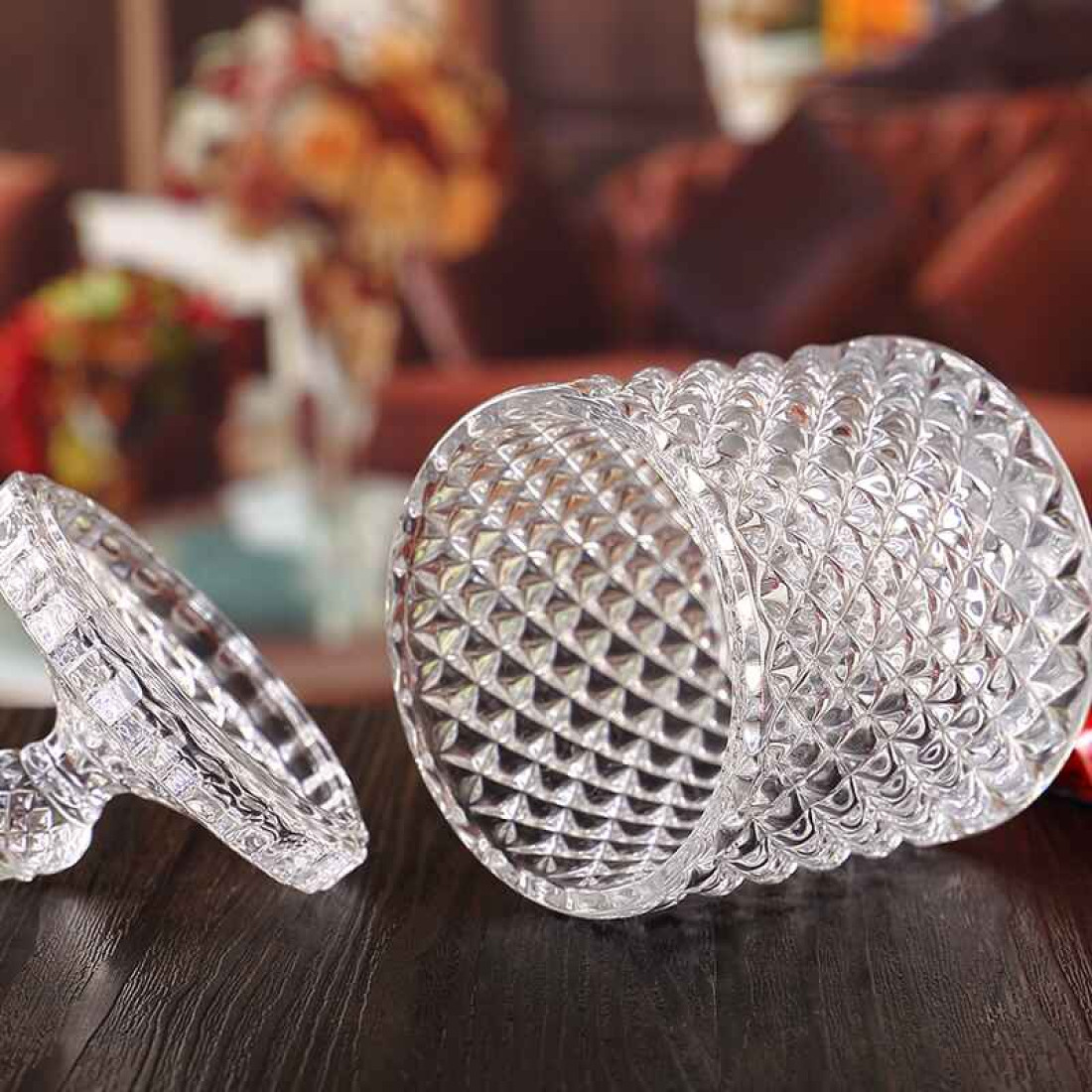 Vas decorativ din sticlă cu capac, design diamant, pentru bomboane sau lumanari, 13.5 x 8.5 cm