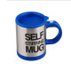 Cana cu amestecare automata cu capac, 350 ml, Self Stirring Mug, diametru 9 cm, albastra