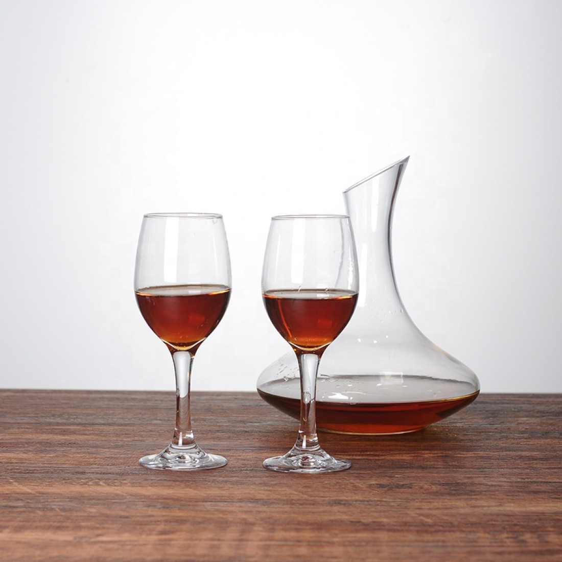 Carafa din sticla pentru vin, 1.8L, design elegant modern