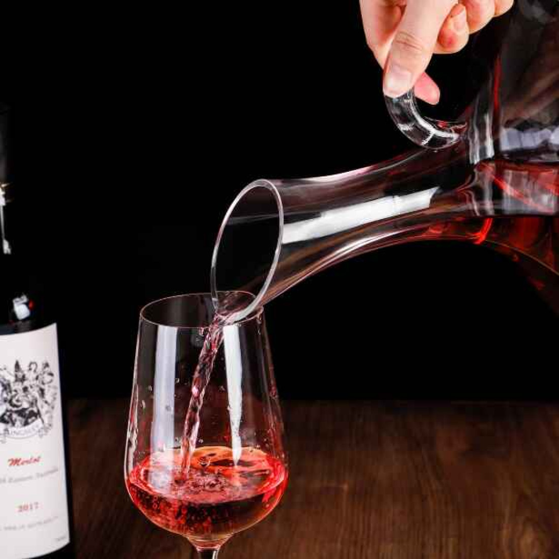 Carafa din sticla pentru vin, 1.8L, design elegant modern