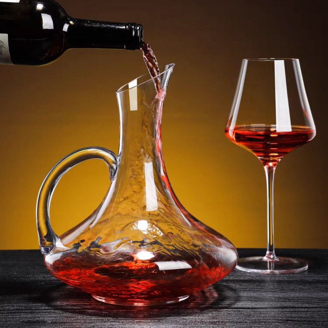 Carafa din sticla pentru vin, 1.8L, design elegant modern