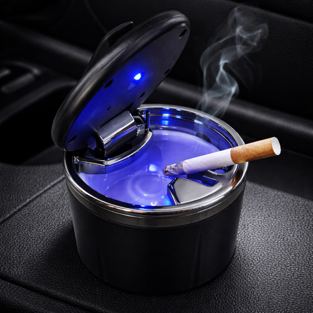 Scrumiera auto eleganta, interior ceramic, Silver, iluminare LED, usor de curatat, 7x7 cm