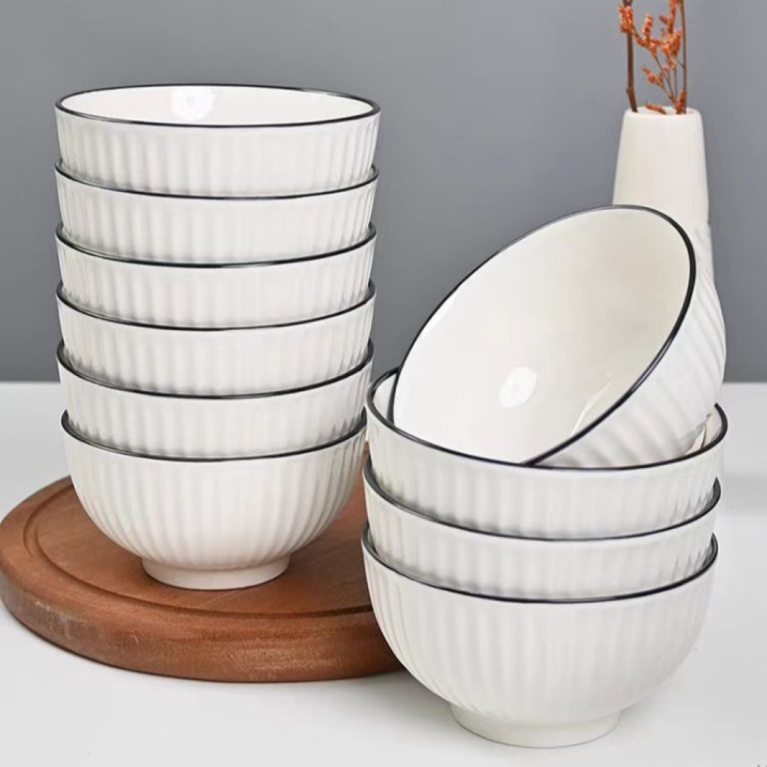 Bol ceramic elegant cu textura striata, 11 cm diametru, alb Bol ceramic elegant cu textura striata, 11 cm diametru, alb