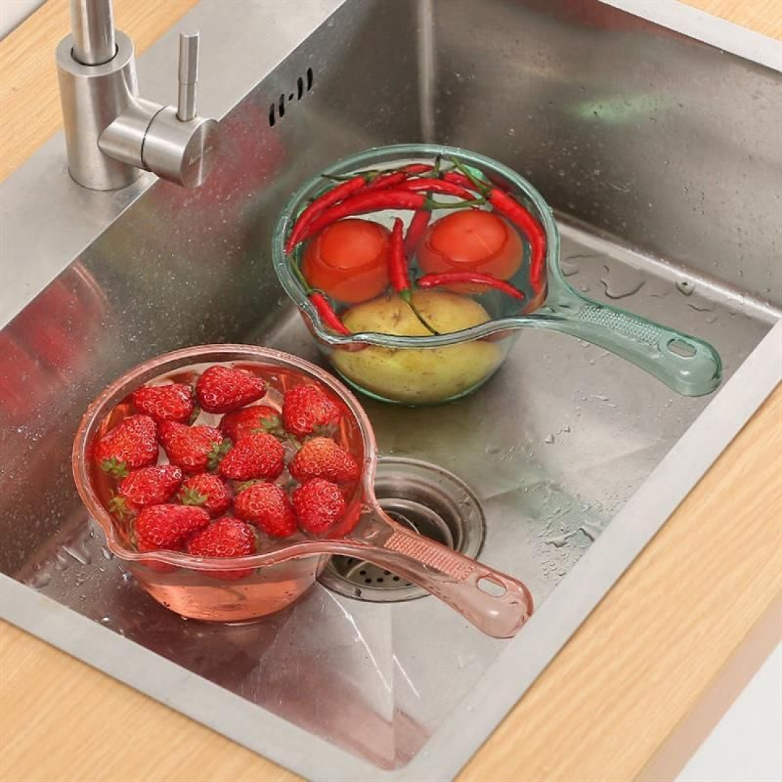 Polonic din plastic pentru apa cu maner, 30 x 9 cm, multifunctional, usor de curatat Polonic din plastic pentru apa cu maner, 30 x 9 cm, multifunctional, usor de curatat