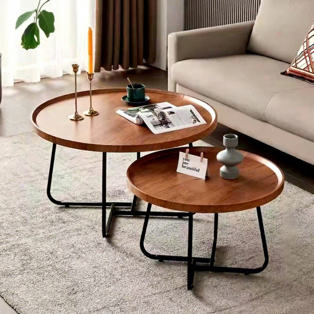 Set 2 masute de cafea rotunde, stil modern industrial, blat caramel, picioare metalice negre, 70x70x46 cm + 50x50x39 cm Set 2 masute de cafea rotunde, stil modern industrial, blat caramel, picioare metalice negre, 70x70x46 cm + 50x50x39 cm