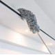 Pamatuf foarte lung pentru praf si panze de paianjeni, cu coada metalica telescopica, lungime extensibila de pana la 2.8 m, reutilizabil dupa spalare, pentru locuri greu accesibile, usor de folosit si curatat, gri Pamatuf foarte lung pentru praf si panze de paianjeni, cu coada metalica telescopica, lungime extensibila de pana la 2.8 m, reutilizabil dupa spalare, pentru locuri greu accesibile, usor de folosit si curatat, gri