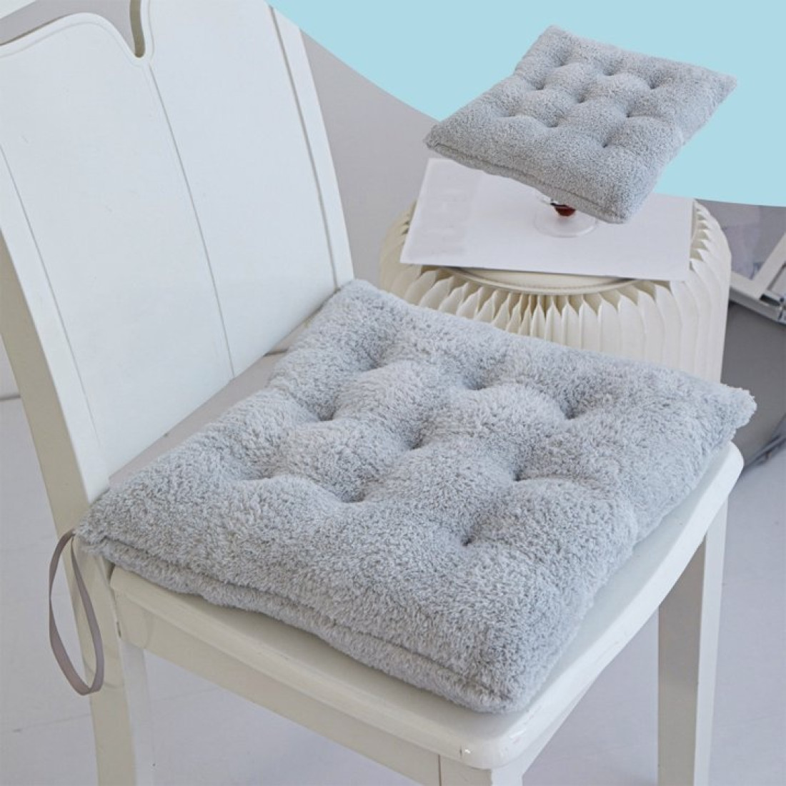 Perna pentru scaun moale, pufoasa, 40 x 40 cm, 280 g, gri Perna pentru scaun moale, pufoasa, 40 x 40 cm, 280 g, gri