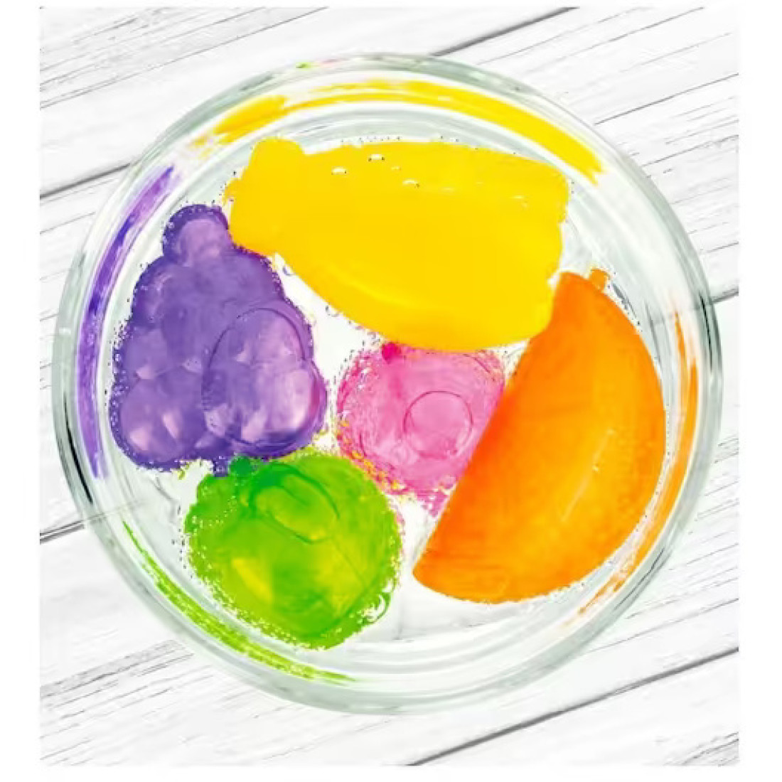 Set 20 cuburi de gheata reutilizabile din plastic in forma de fructe, multicolore Set 20 cuburi de gheata reutilizabile din plastic in forma de fructe, multicolore