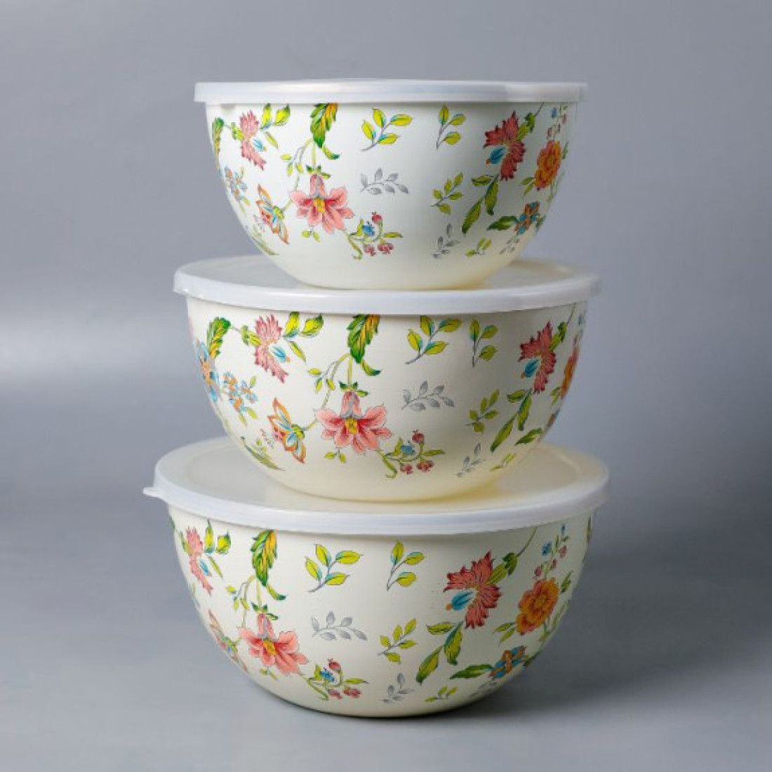 Set 3 boluri emailate de bucatarie cu capace, model floral, 20/22/24 cm Set 3 boluri emailate de bucatarie cu capace, model floral, 20/22/24 cm