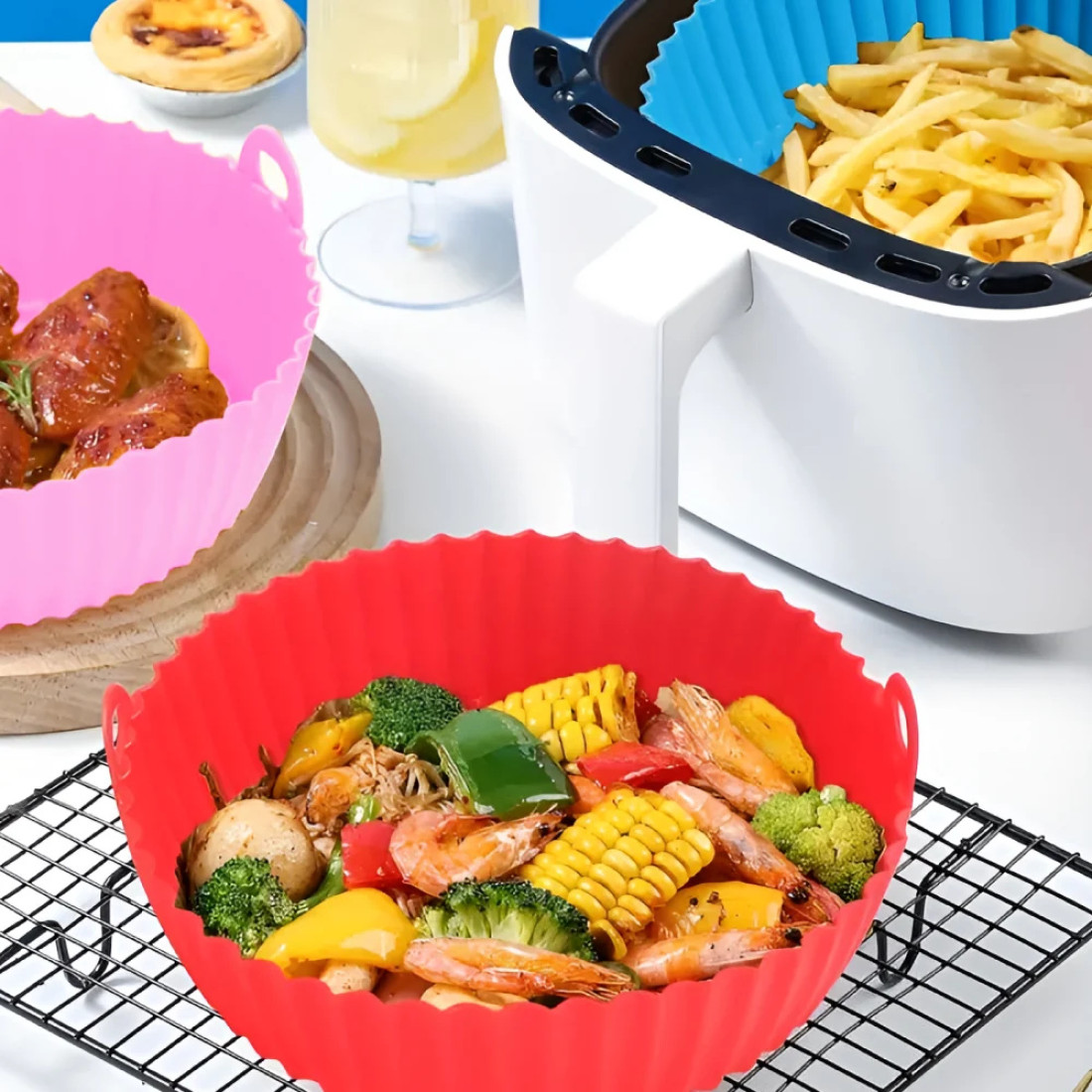 Tava/Forma din silicon pentru Friteuza/Air Fryer, reutilizabila, flexibila, antiaderenta, curatare usoara, rotunda, diametru 20cm, inaltime 5cm, rosie
