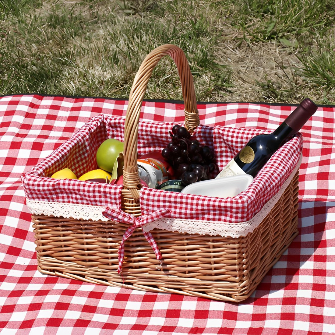 Cos picnic traditional cu capac, 40 x 30 x 20 cm Cos picnic traditional cu capac, 40 x 30 x 20 cm