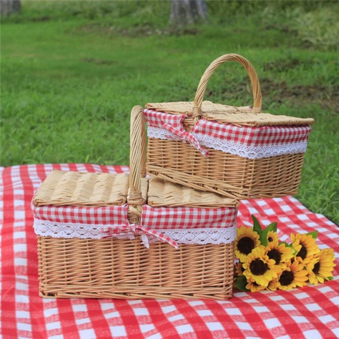 Cos picnic traditional cu capac, 40 x 30 x 20 cm Cos picnic traditional cu capac, 40 x 30 x 20 cm