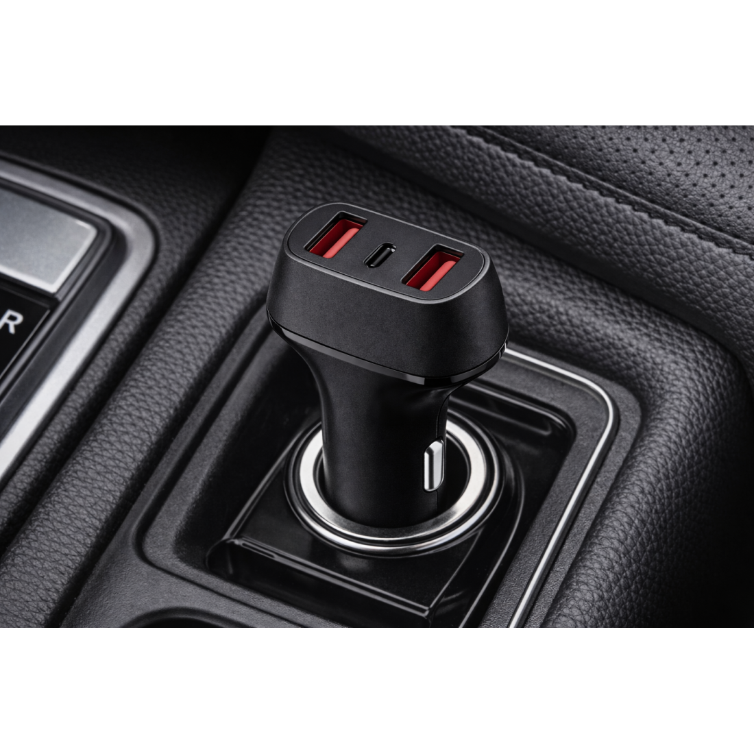 Incarcator Masina 38w, 2 Iesiri Usb, 1 Iesire Tip C Incarcare Rapida